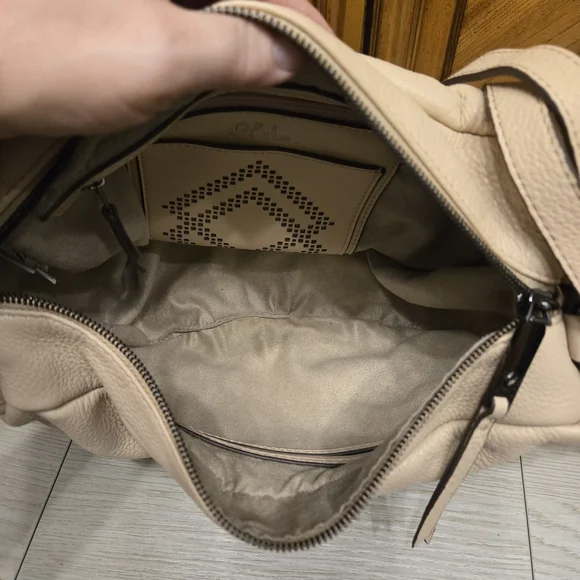 Philo Cream Leather Convertible  Backpack - Picture 7 of 8